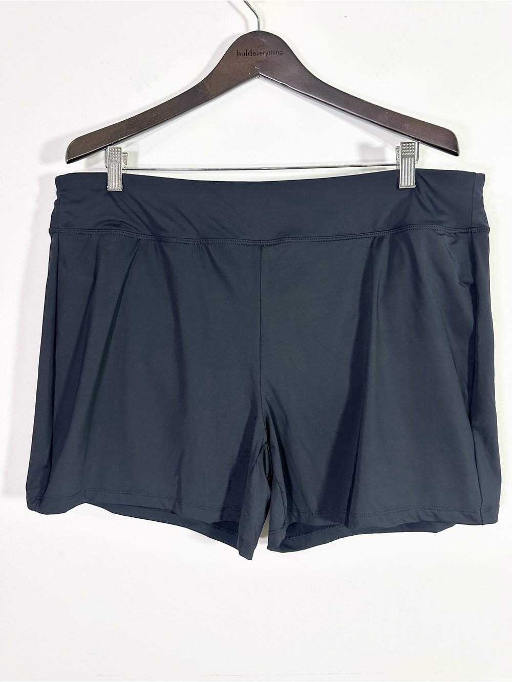 Duluth Trading Co Black High Rise Stretch Athletic Spandex Shorts